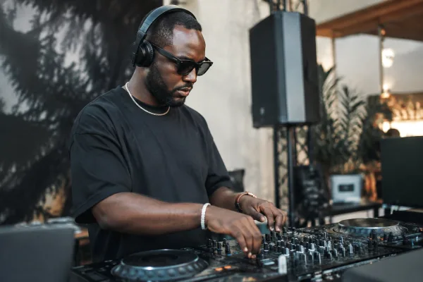 DJ Tops