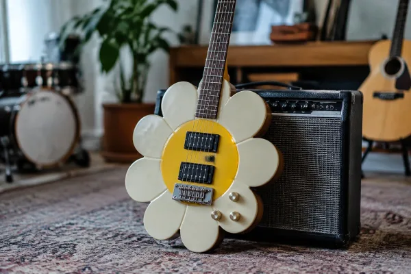 Daisy Guitar
