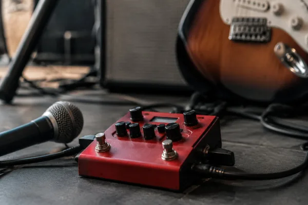 Voice Guitar Pedal
