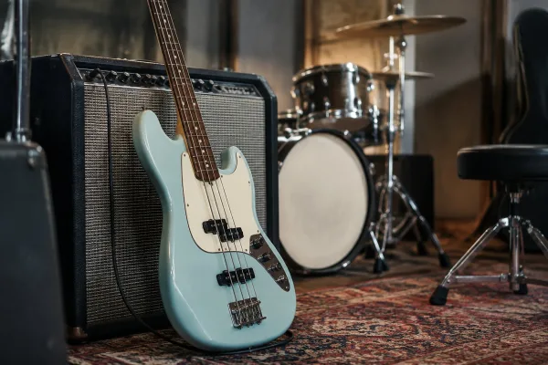 Mustang Bass