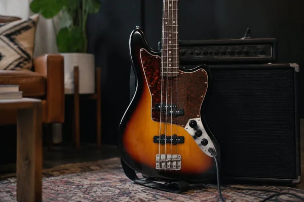 Jazzmaster Bass