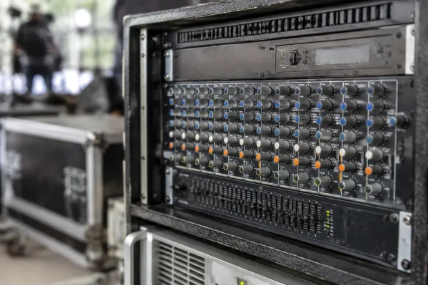 Rack Mixer