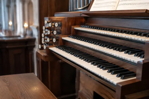 Organ Piano Keyboard
