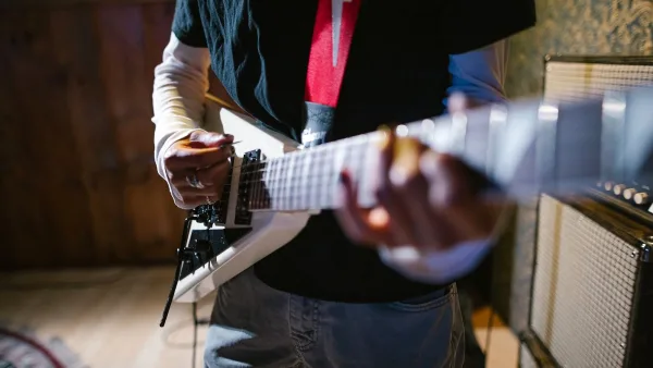Common Yamaha Electric Guitar Mistakes to Avoid