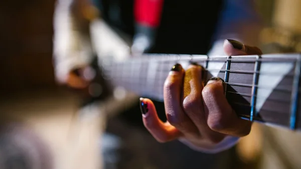 Fender Guitar: A Complete Buyer's Guide
