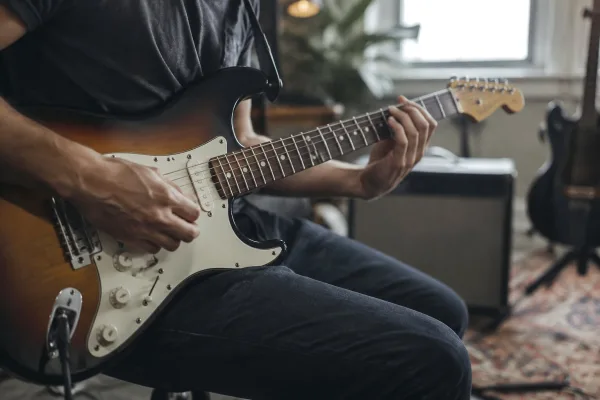 Electric Guitar Explained: Features, Types and Tips