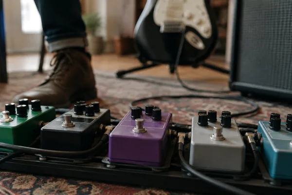 Flanger Pedal for Beginners: A Complete Guide