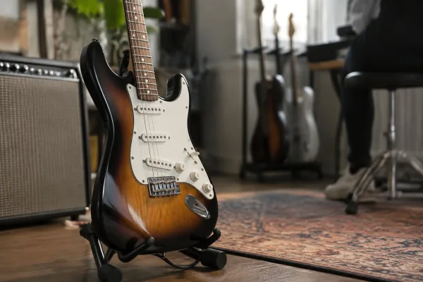 Harley Benton Electric Guitar Explained: Features, Types and Tips