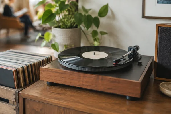 Record Player: A Complete Buyer's Guide