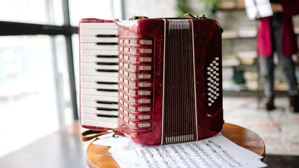 How to Set Up and Use Piano Accordion