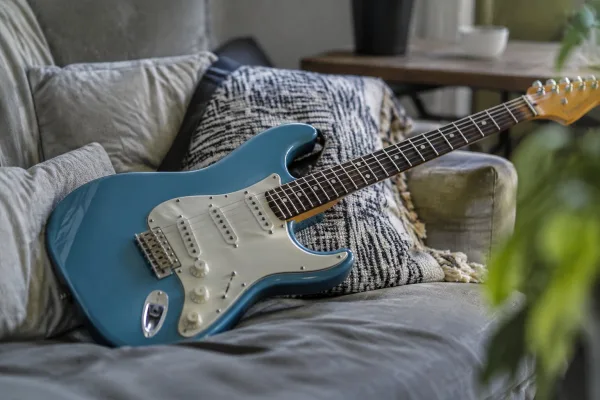 Blue Guitar for Beginners: A Complete Guide