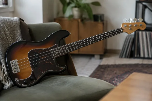 Short Scale Electric Bass: A Complete Buyer's Guide