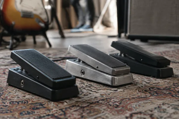 Wah Pedal Explained: Features, Types and Tips