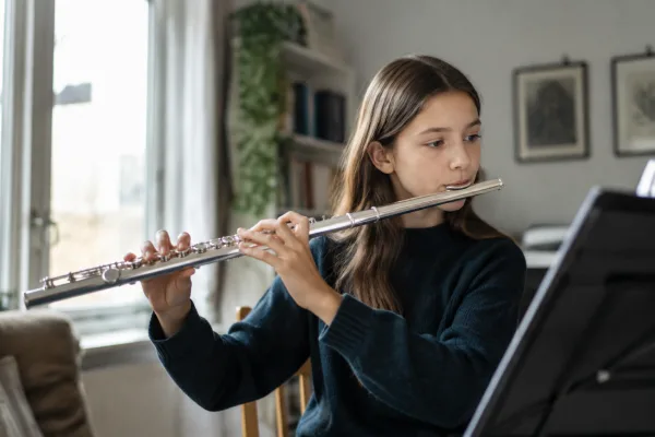 Choosing a Student Flute: Specification, Materials and Brands