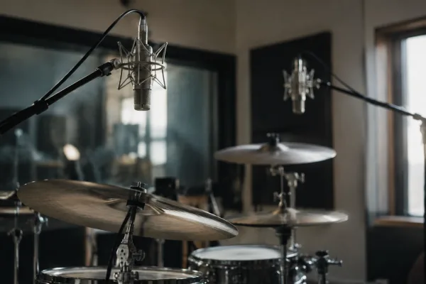 Everything You Need to Know About Overhead Microphone