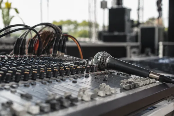 The Ultimate Guide to Digital 16 Channel Mixer