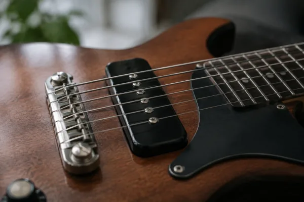 The Complete Guide to P90 Guitars