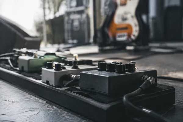The Complete Guide to Bass Guitar Wah Pedal