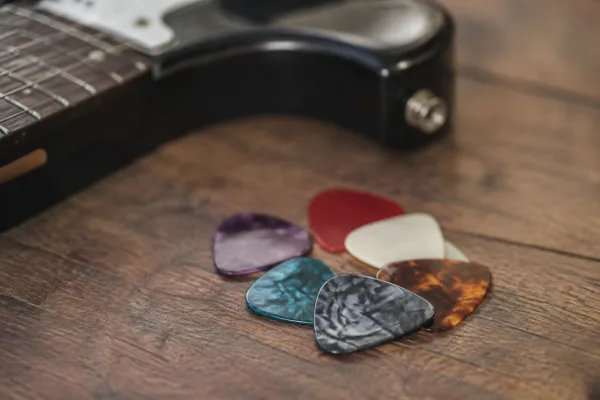 The Complete Guide to Guitar Picks Cool