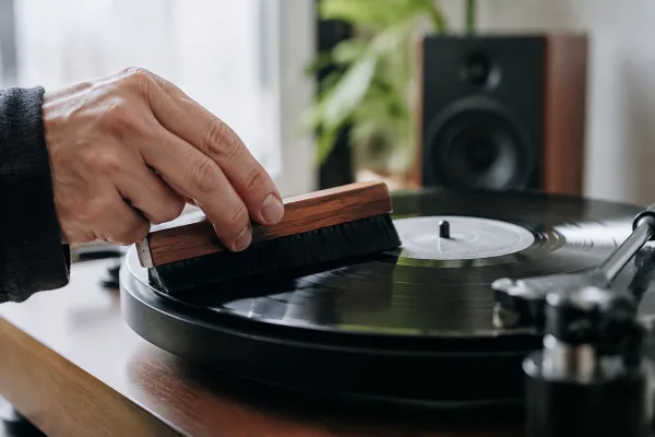 The Complete Guide to Vinyl Cleaner Brush