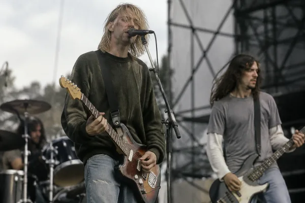 The Complete Guide to Nineties Grunge