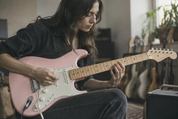 The Complete Guide to Pink Electric Guitar