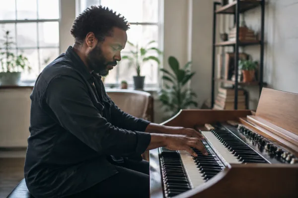 The Complete Guide to Electric Organs