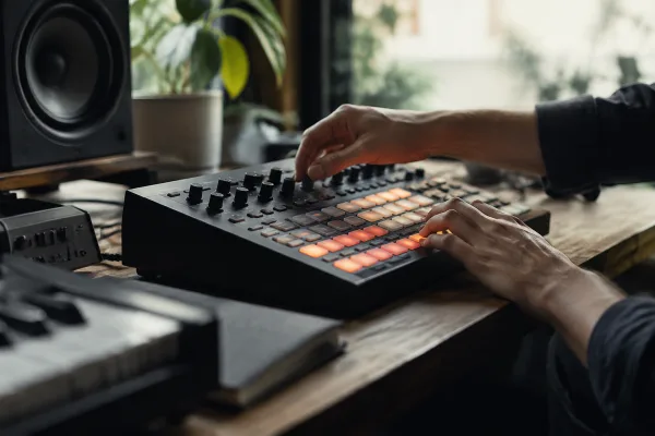 The Complete Guide to Drum Machine Analogue