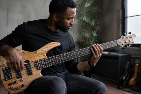 The Complete Guide to Yamaha Bass 5 Strings
