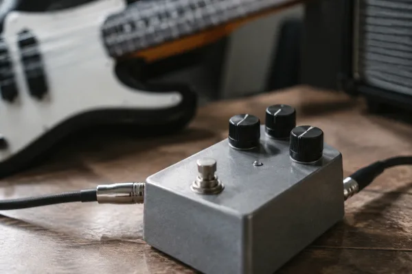 The Complete Guide to Bass Guitar Compressor Pedal