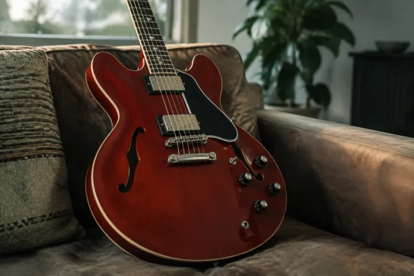 The Complete Guide to Gibson Semi Hollow Guitars