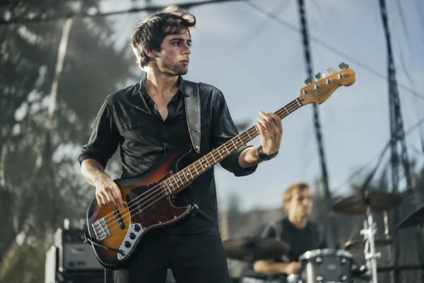The Complete Guide to 5 String Bass Fender