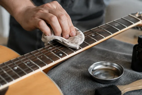 The Complete Guide to Cleaning Guitar Fretboard