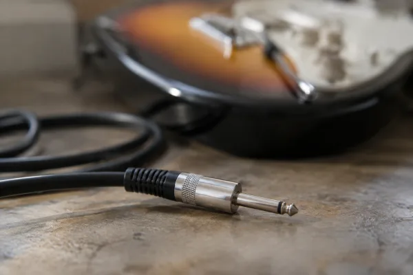 The Complete Guide to Cable Electric Guitar