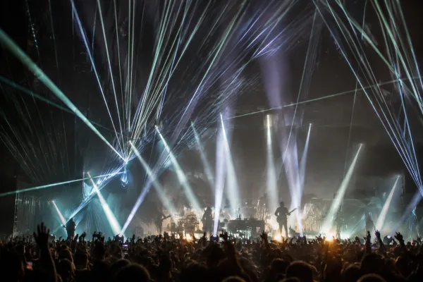 The Complete Guide to Laser Lighting