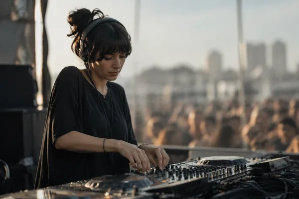 The Complete Guide to Dance Charts Uk
