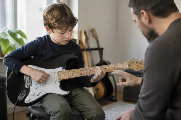 The Complete Guide to Childrens Electric Guitar