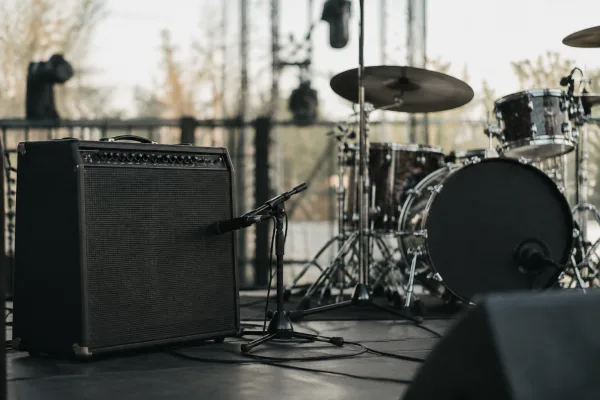 The Complete Guide to Drum Kit Amplifier