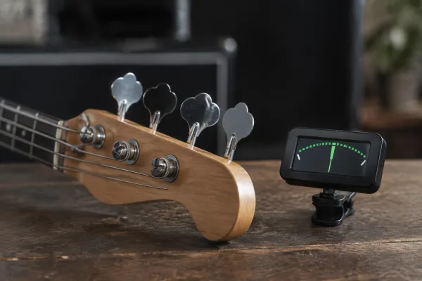 The Complete Guide to E Bass Tuner
