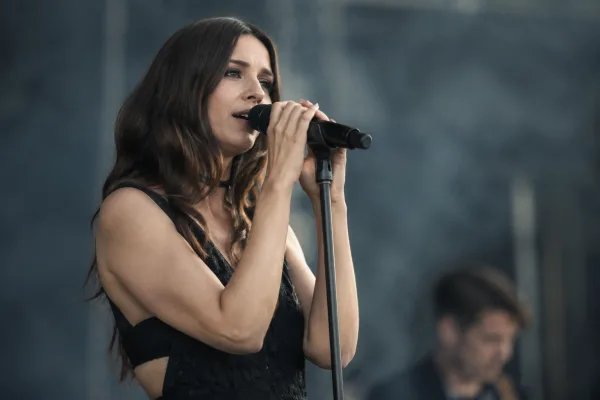 The Complete Guide to Karaoke Microphones