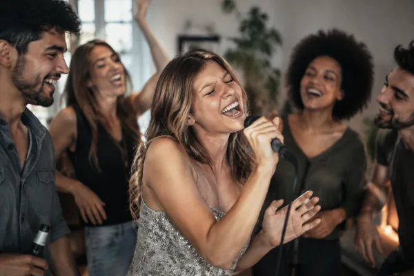 The Complete Guide to Karaoke Mic