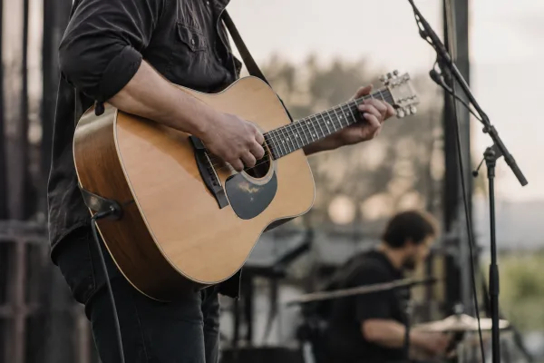 The Complete Guide to Martin Acoustic Electric