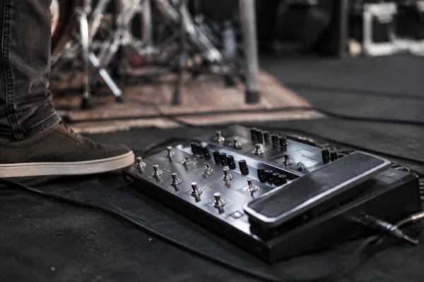 The Complete Guide to Multi Effect Guitar