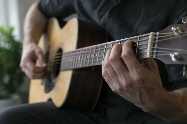 The Complete Guide to Guitar Notes Tune