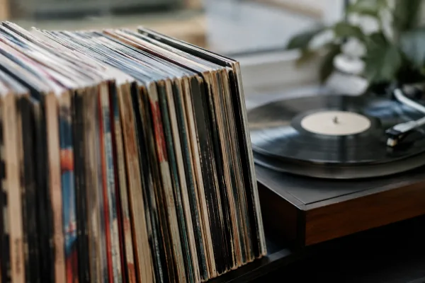 The Complete Guide to Top Forty Singles Chart Uk