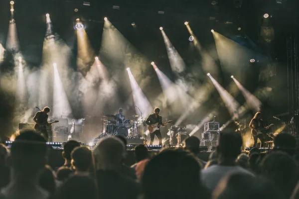 The Complete Guide to Stage Concert Lights
