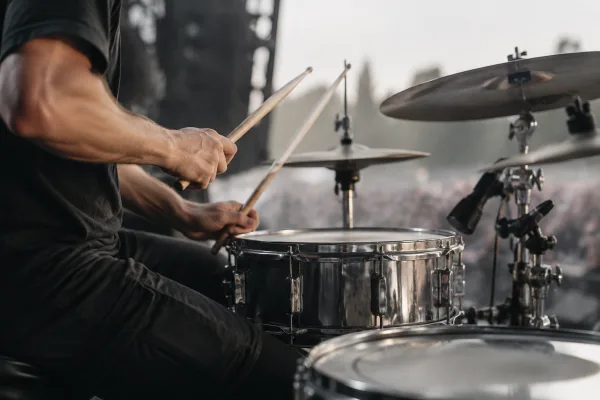 Metal Snare Drum: A Complete Buyer's Guide