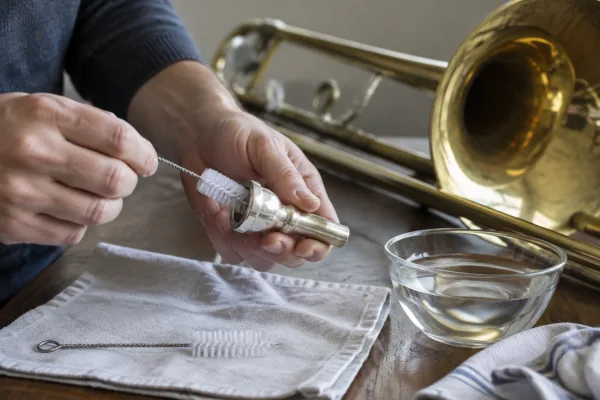 Mouthpiece Brush for Beginners: A Complete Guide