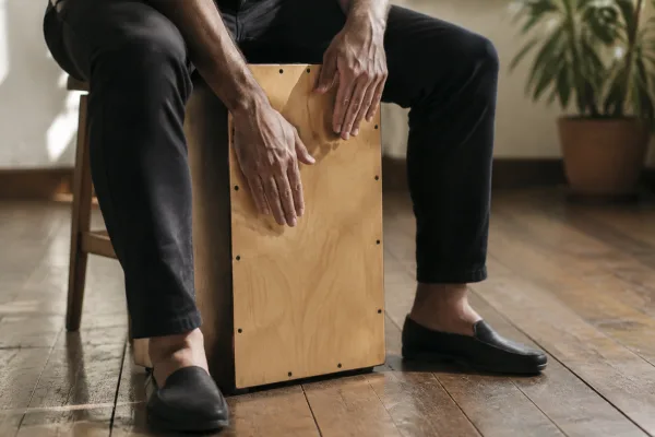 Cajon Flamenco for Beginners: A Complete Guide
