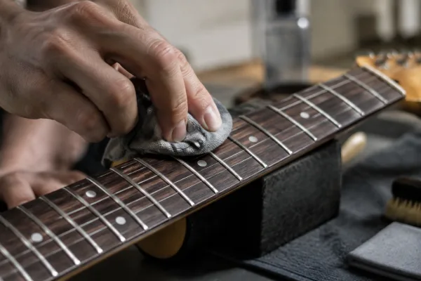 Fret Polishing Kit for Beginners: A Complete Guide